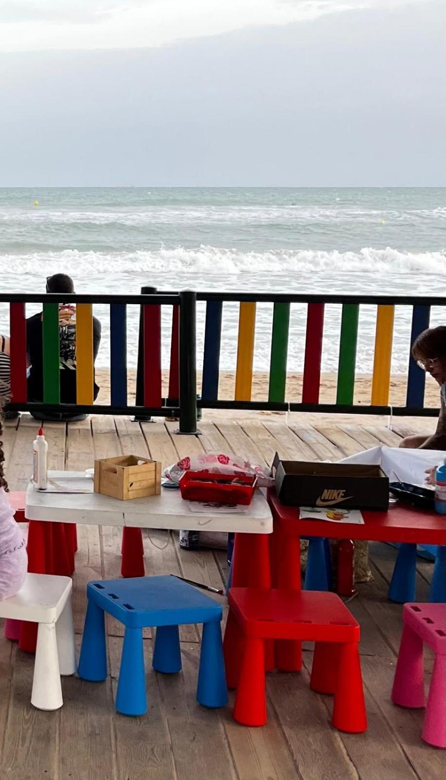 Acogedor Y Amplio Apartamento Familiar A Pie De Playa Calafell Exteriör bild
