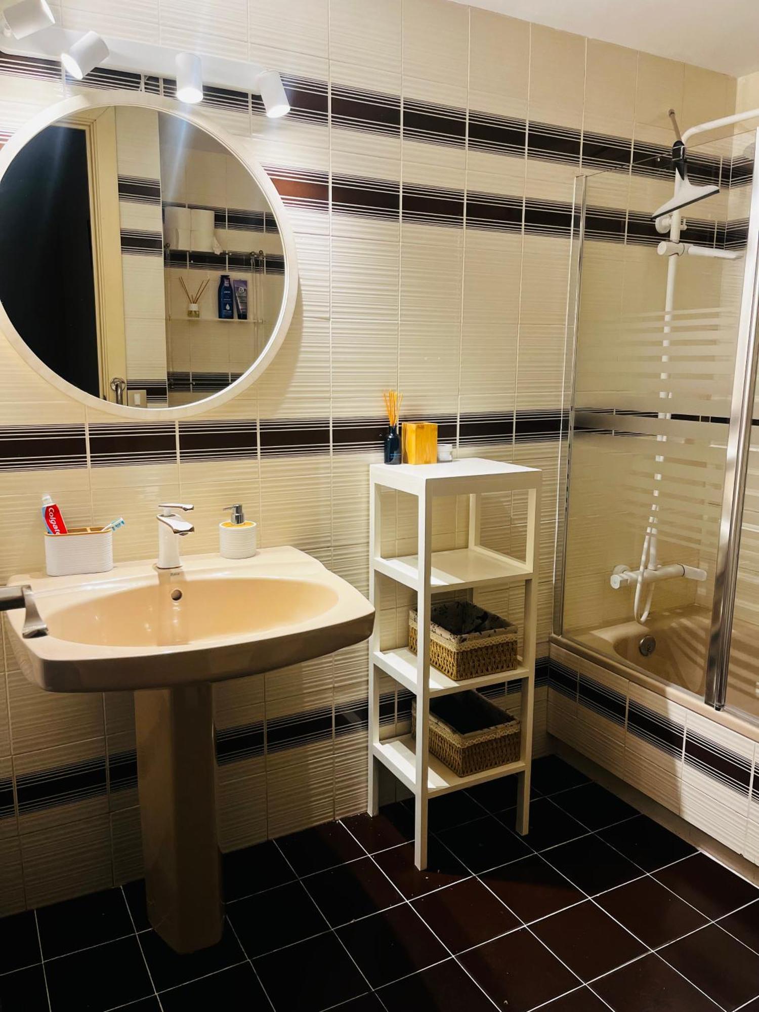 Acogedor Y Amplio Apartamento Familiar A Pie De Playa Calafell Exteriör bild