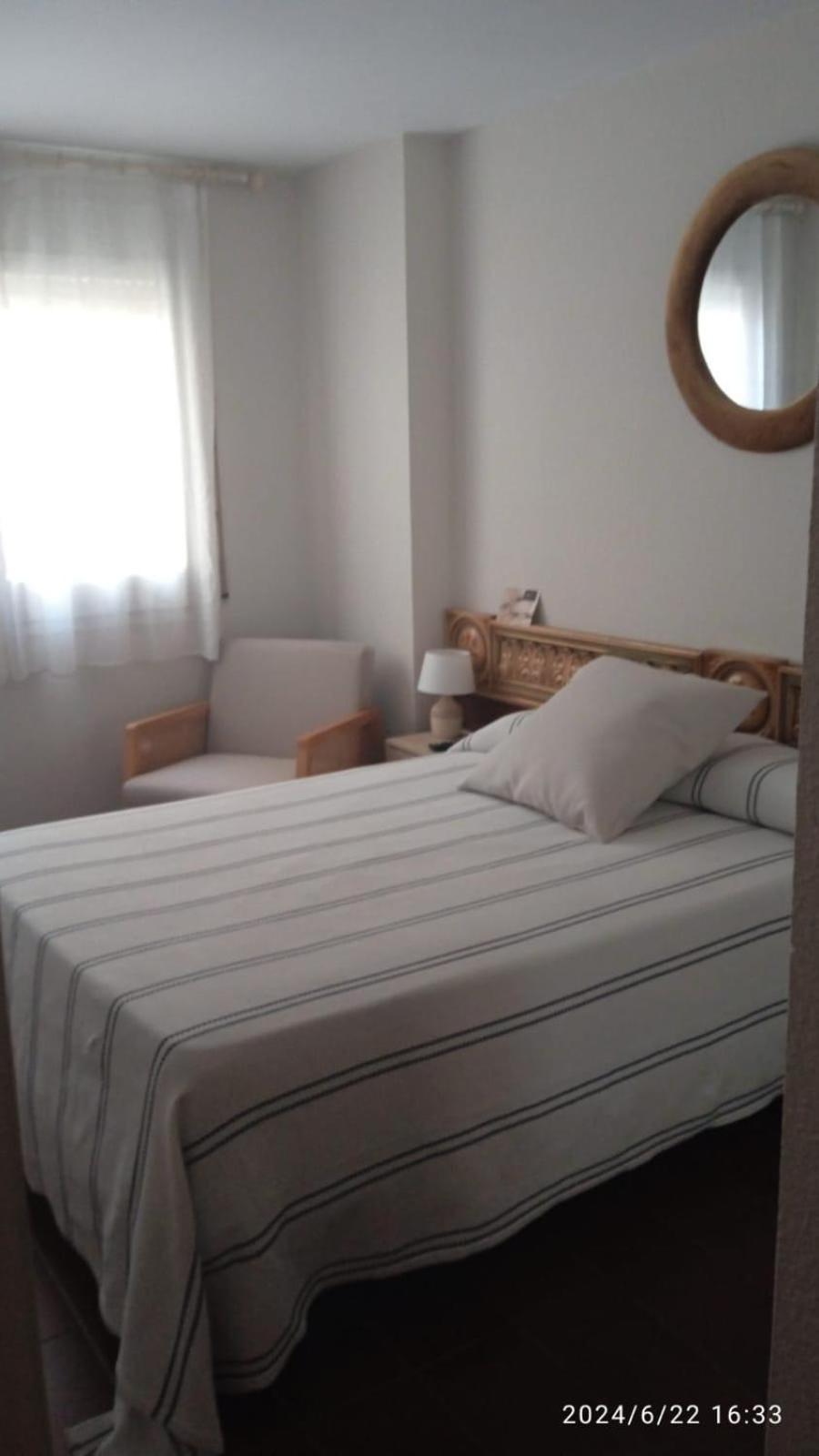 Acogedor Y Amplio Apartamento Familiar A Pie De Playa Calafell Exteriör bild
